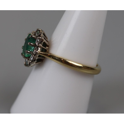 30 - 18ct gold emerald & diamond cluster ring (Size P)