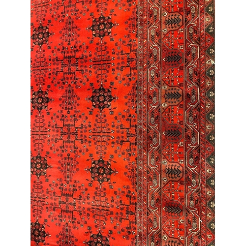 516 - Very large fine quality red patterned rug - Approx 410cm x 300cm