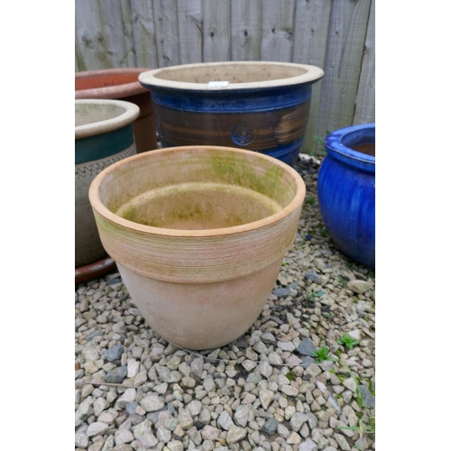 522 - 6 garden pots to include glazed and terracotta