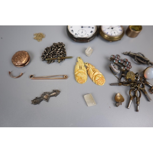 72 - Collectables to include gold brooch & pocket watches