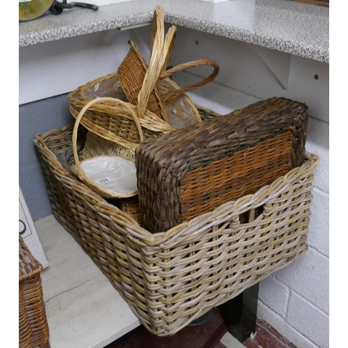 250 - Collection of wicker baskets