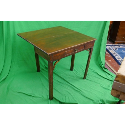 339 - Mahogany fold-over tea table