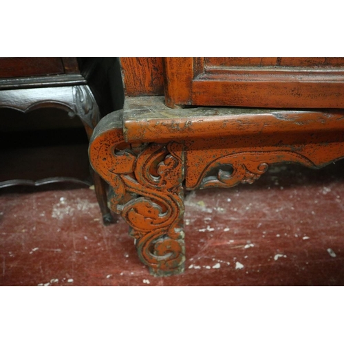 206 - Antique Chinese red lacquered cabinet - Approx. W:148cm D:70cm H:184cm