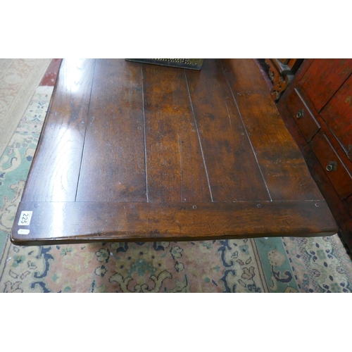 225 - Oak refectory table - Approx. L:213cm W:91cm H:76cm