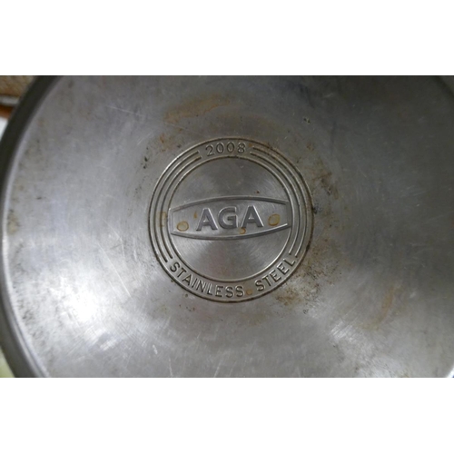 255 - Aga kettle and toaster