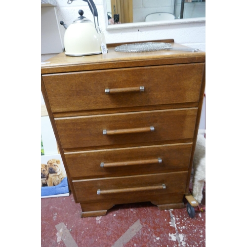 256 - Oak Art Deco chest of drawers - Approx. W:68cm D:44cm H:93cm