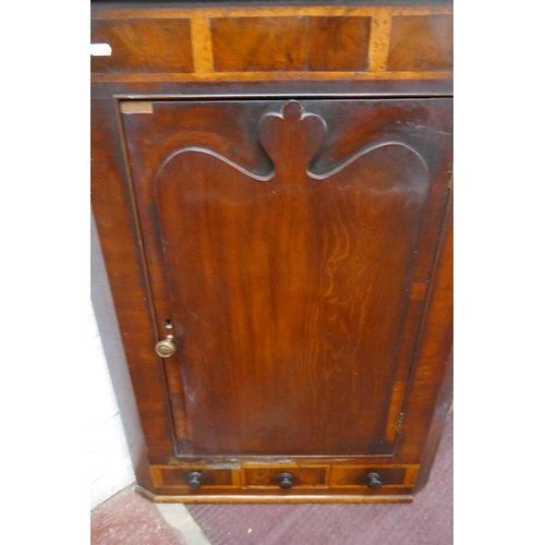 259 - Georgian mahogany corner cupboard