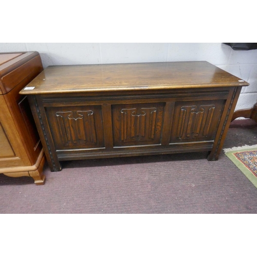 268 - Carved linen-fold oak box