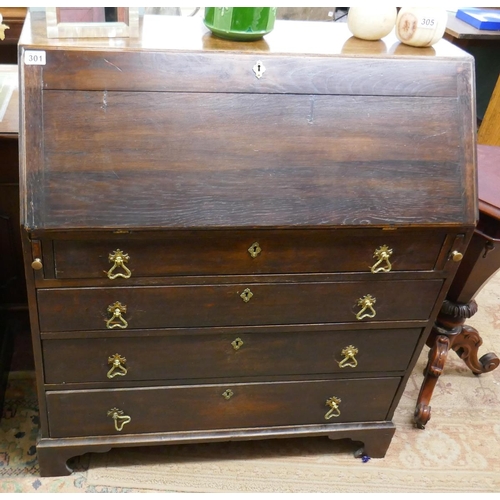 301 - Early oak bureau - Approx size: W: 96cm D: 48cm H: 108cm