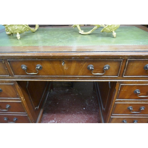 314 - Yew wood leather top pedestal desk - Approx size: W: 121cm D: 60cm H: 76cm