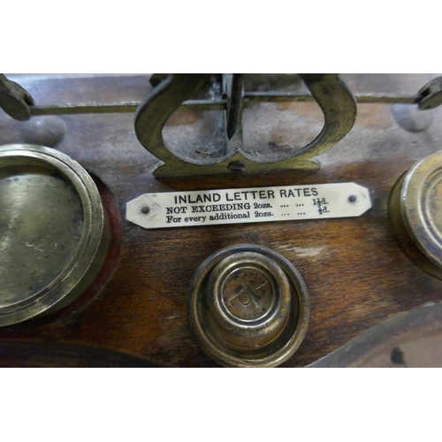 324 - Set of Victorian postal scales