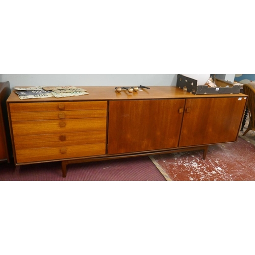 360 - Kofod-Larsen IB – Mid-Century teak sideboard W: 235cm D: 48cm H: 77cm