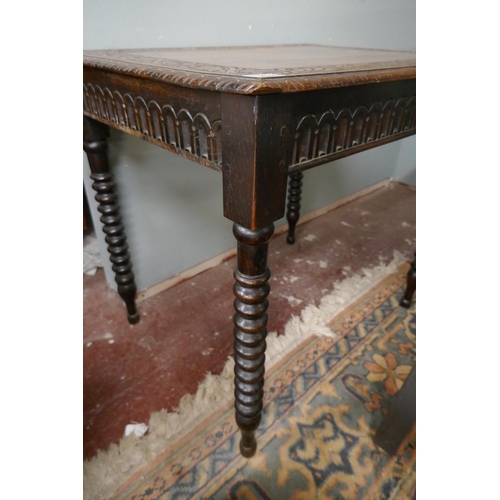 362 - Victorian oak occasional table with bobbin turned legs - Approx. L:77cm W:59cm H:70cm