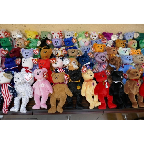 381 - Large collection of Beanie Bears to include McDonalds Beanie Babies