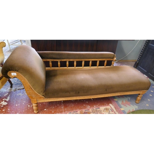 402 - Edwardian chaise longue