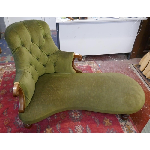 405 - Early Victorian chaise-longue