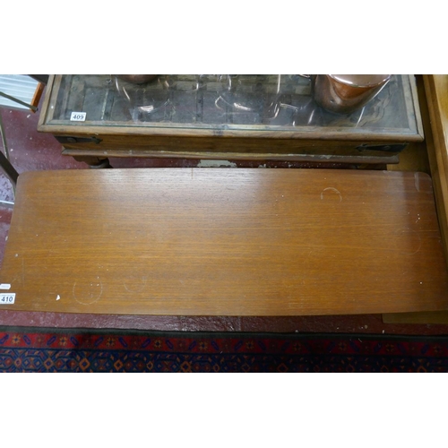 410 - Mid-century G-Plan coffee table - Approx. L:116cm W:41cm H:40cm