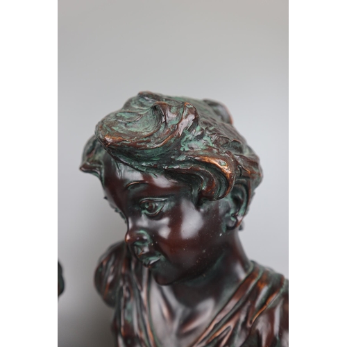 70 - Boy & girl bust - Approx. H: 31cm