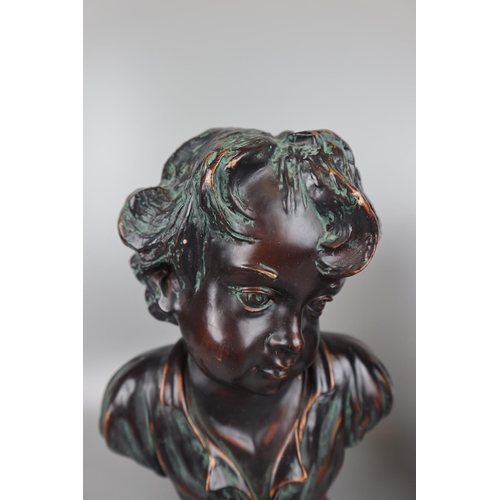 70 - Boy & girl bust - Approx. H: 31cm