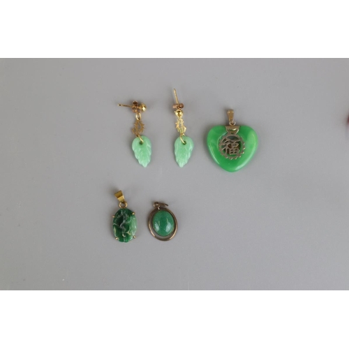 135 - Collection of jade jewllery