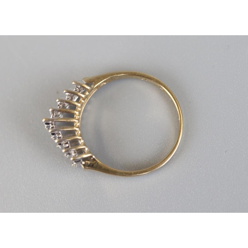 20 - Gold and diamond ring - Approx size N