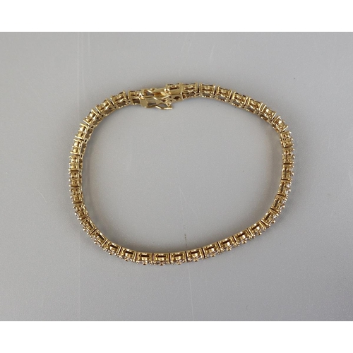 60 - Fine 18ct gold diamond set bracelet - Approx 15g