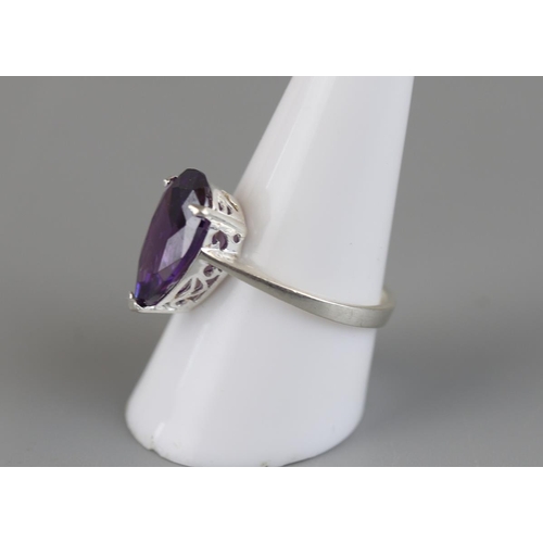 61 - Silver amethyst ring - Approx size R