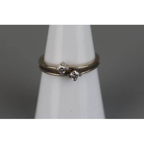 67 - 18ct white gold 2 stone diamond ring - Approx size M½