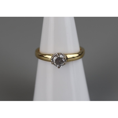 81 - 18ct gold diamond solitaire ring - Approx size L