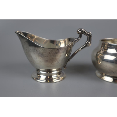 20 - Hallmarked silver sauce boat & hallmarked silver bowl - Approx 157g