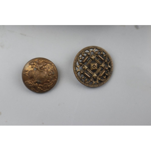 70 - Collection of military buttons