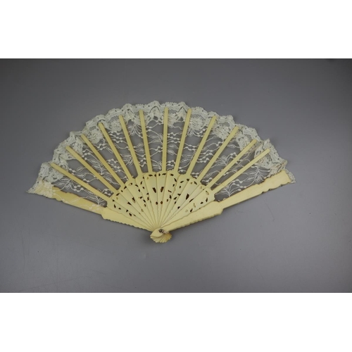 71 - Collection of fans