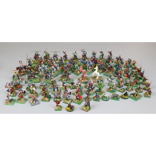 119 - Collection of lead wargaming figures