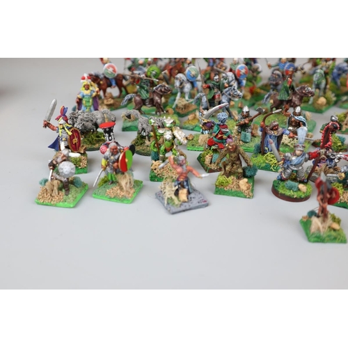 119 - Collection of lead wargaming figures