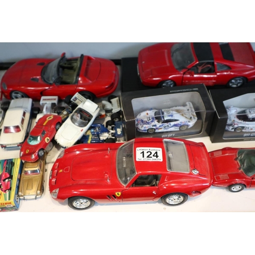 124 - Collection of diecast cars to include Corgi Dinky and boxed examples