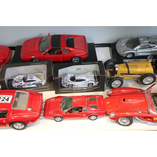 124 - Collection of diecast cars to include Corgi Dinky and boxed examples