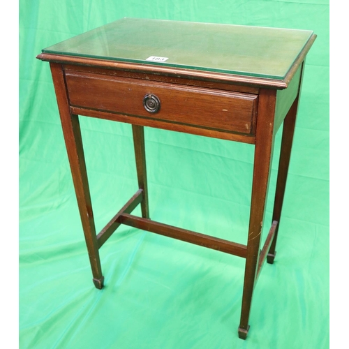 183 - Glass top mahogany side table - Approx. size W:53cm D:37cm H:74cm