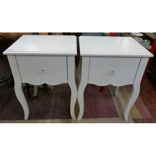 205 - Pair of painted bedside tables - Approx W:43 x D:35 x H:60