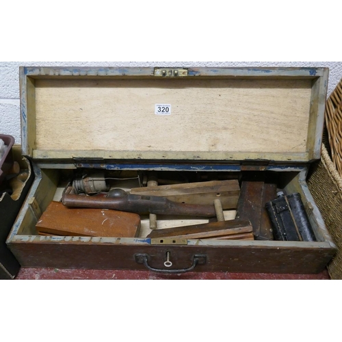 277 - Carpenters chest and contents