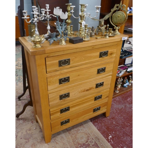 339 - Solid oak chest of 5 drawers - Approx. size W:90cm D:40cm H:101cm
