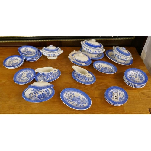 343 - Collection of small blue and white china