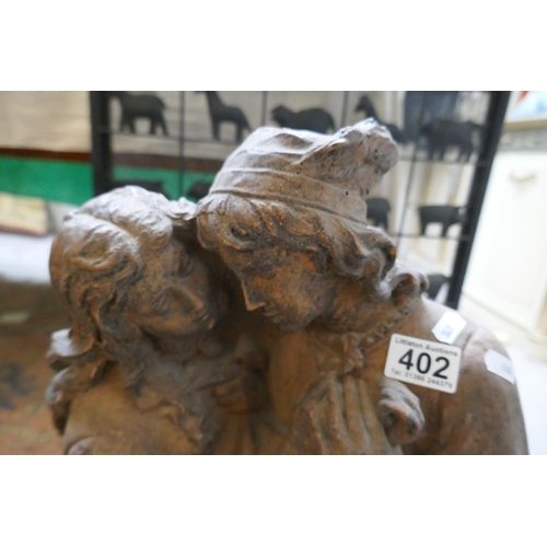 402 - Stone statue of lovers - Approx. height 72cm