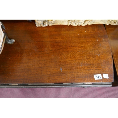409 - Oak gateleg table