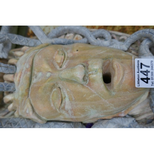447 - Stone wall mask - Medusa