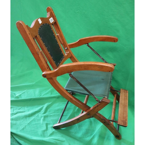 209 - Folding child's chair