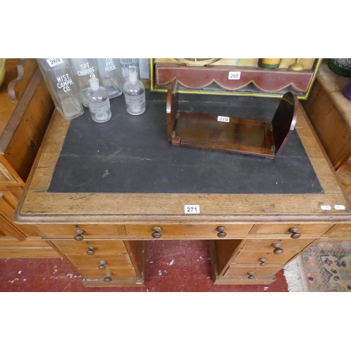 271 - Small Victorian oak desk - Approx W: 92cm D: 65cm H: 74cm