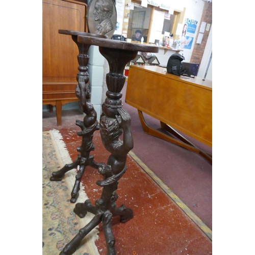 291 - Fine pair of 19thC Italian carved Torchères - Approx. height 92cm