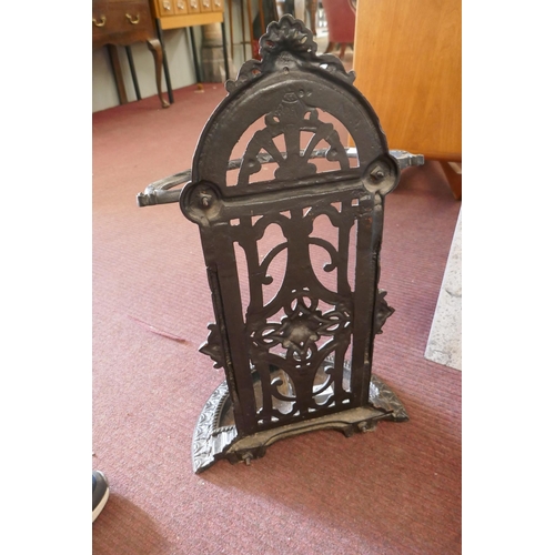 295 - Cast iron stick stand - Possibly Coalbrookdale