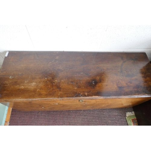 322 - Antique elm coffer - Approx W: 101cm D: 35cm H: 44cm