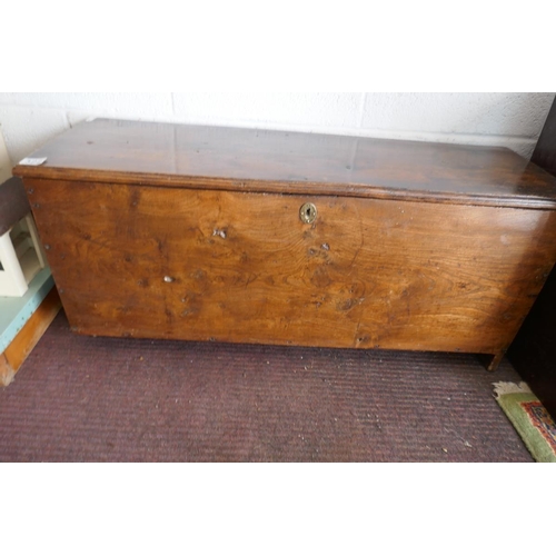 322 - Antique elm coffer - Approx W: 101cm D: 35cm H: 44cm